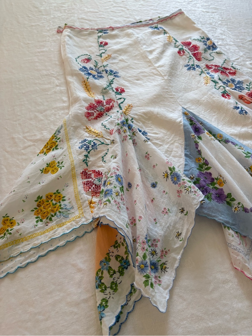 Vintage Handkerchief/Linen Floral Asymmetrical Midi Skirt - White Multicolor - Picture 2 of 9